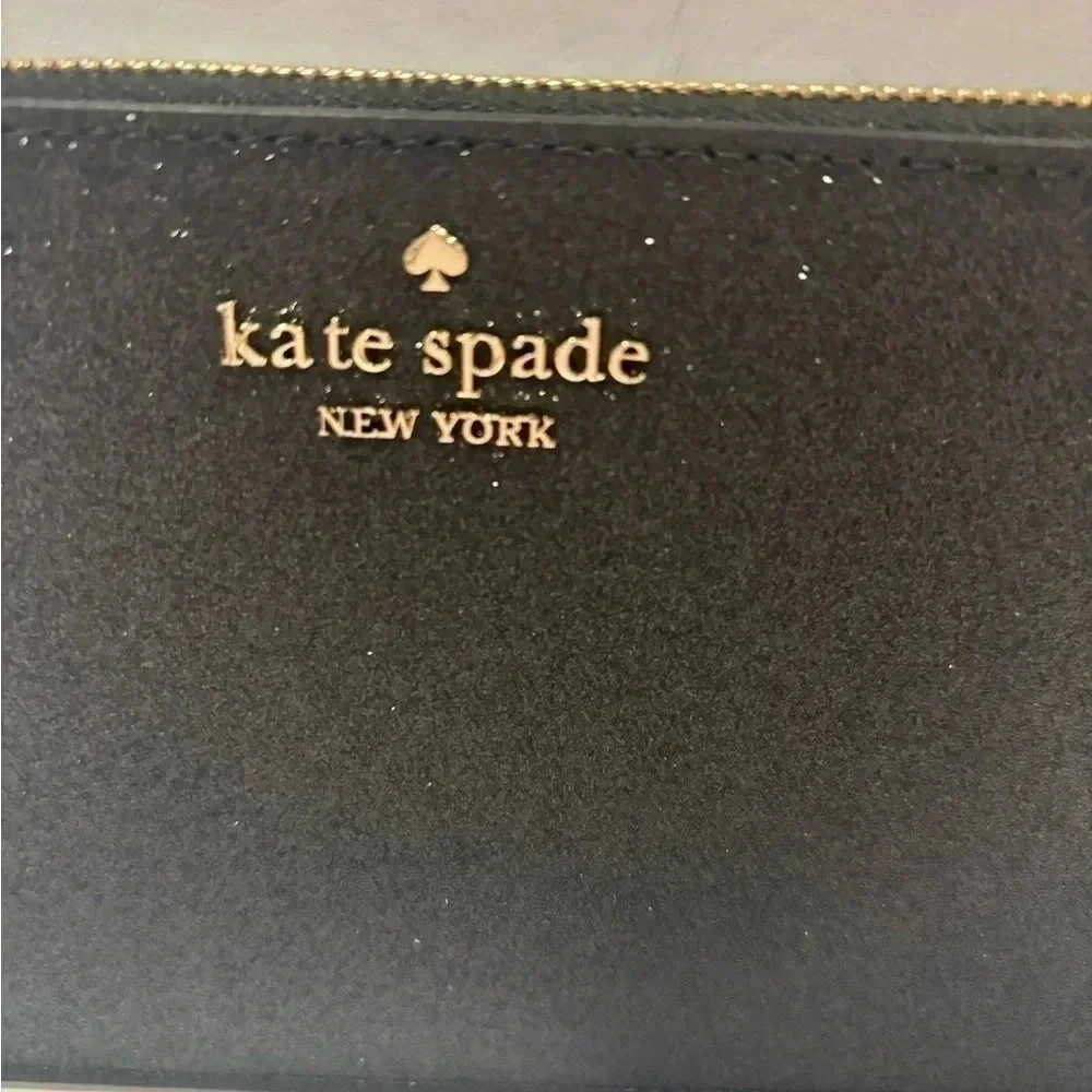 Kate Spade NWT Lucy Glitter Medium L-Zip Wristlet Color Black